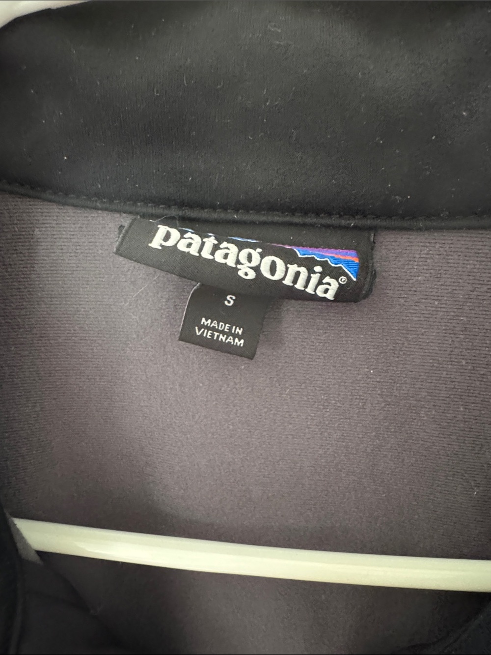 Patagonia Women's Black Softshell Utility Jacket - Picture 3 of 4